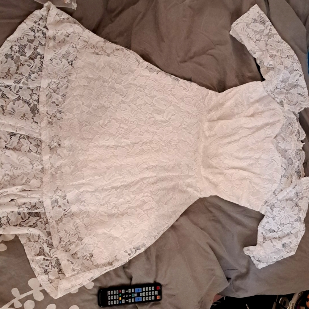 Beautiful White and Lace Dress